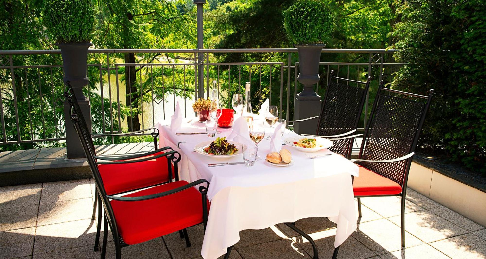 Victor'S Residenz-Hotel Saarbruecken Ngoại thất bức ảnh