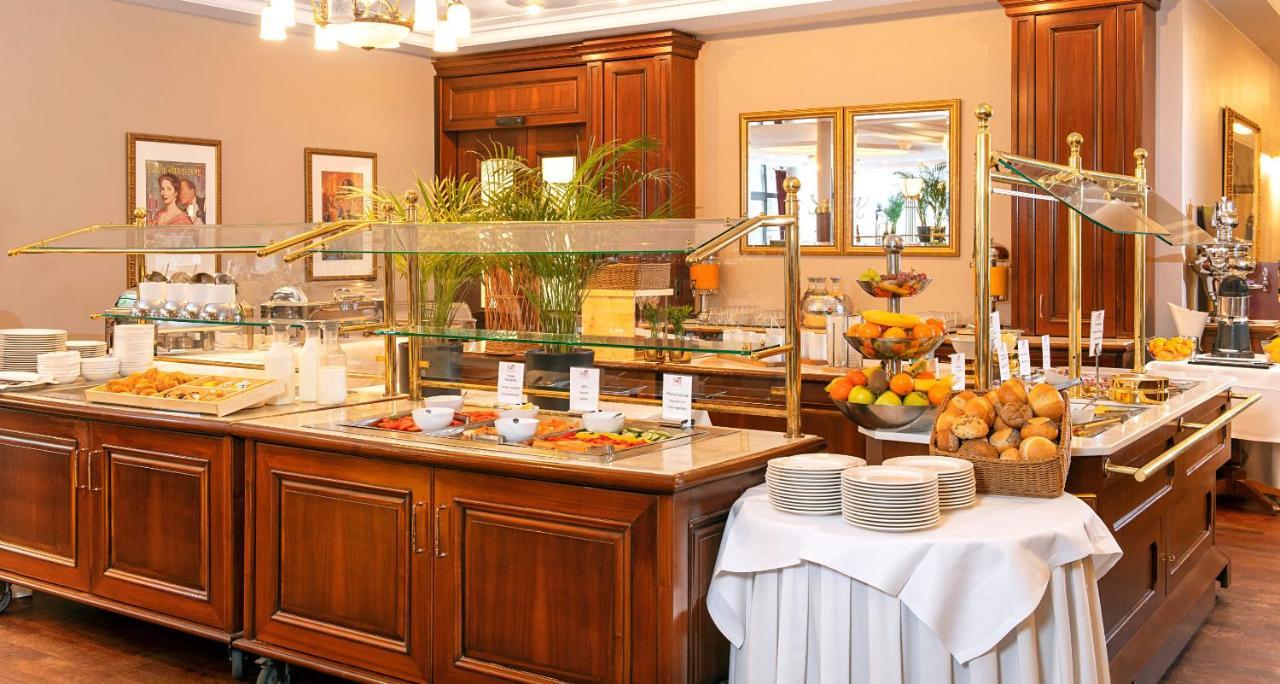 Victor'S Residenz-Hotel Saarbruecken Ngoại thất bức ảnh